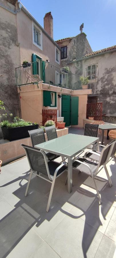 Luxury Apartment - Old Soul With A New Heart Cres Zewnętrze zdjęcie