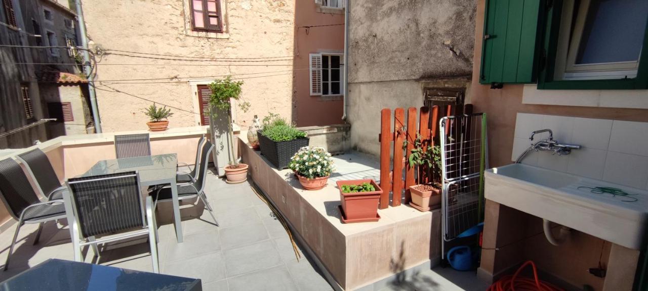 Luxury Apartment - Old Soul With A New Heart Cres Zewnętrze zdjęcie